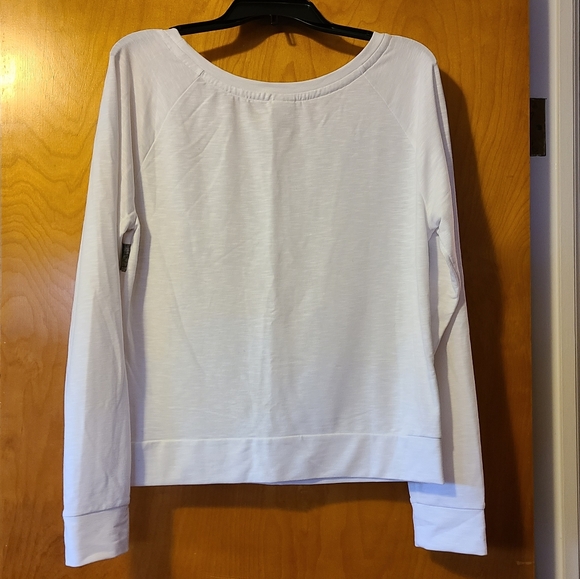 PINK Victoria's Secret Boatneck Lightweight   Long Sleeve Pullover - Picture 5 of 6